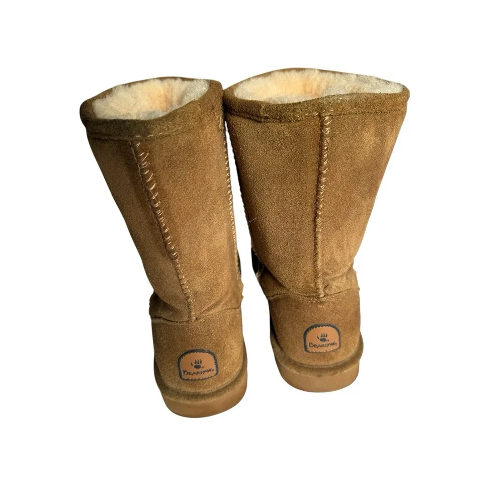 Bearpaw boots Women's Sz 9 Brown Suede Wool Shearling  Lining